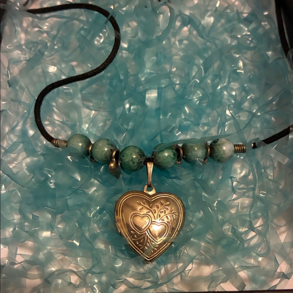 BOGO FREE Vintage 16” Silver-Tone Heart Locket Necklace With Blue Beads